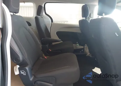 2018 Chrysler Pacifica Lx z USA, uszkodzony, nr VIN 2C4RC1CG2JR351416